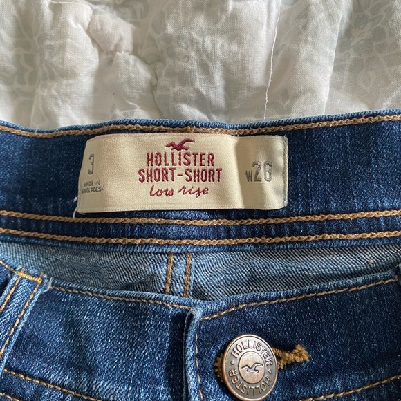 ✨HOLLISTER SHORTS - Picture 3 of 3